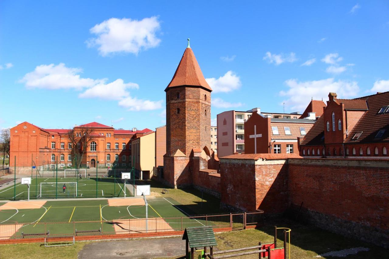 Karczma Rycerska Lebork Daire Dış mekan fotoğraf